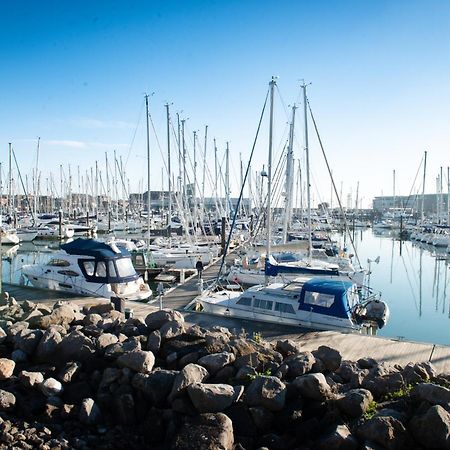 Rooms At Haslar Marina Gosport Exterior photo